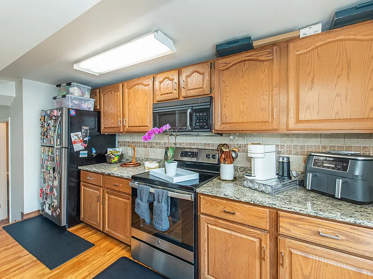 21 Springfield Ave #4 — Photo 7