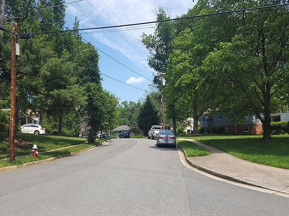 4th image of 9231 Kristin Ln