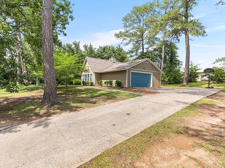 1100 Kenwood Dr — Photo 52