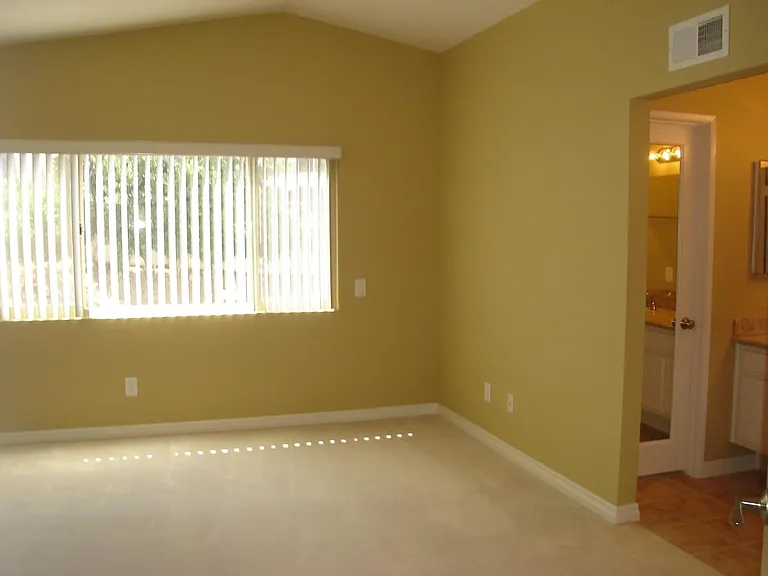 8921 Oviedo St — Photo 9