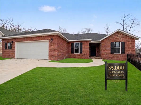 13 Fenchurch Dr, Bella Vista, AR 72715