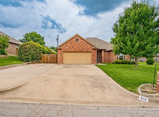 810 Prairie Wind Blvd, Stephenville, TX 76401