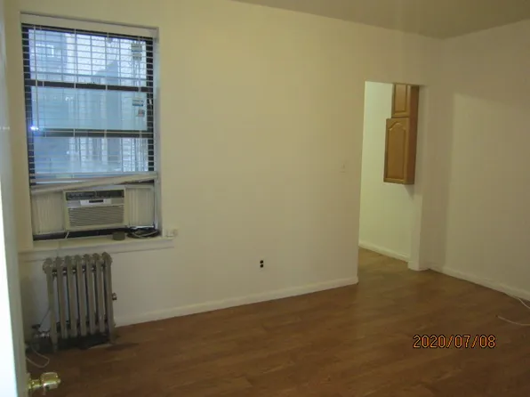 95 South 10th Street image 5 of 17