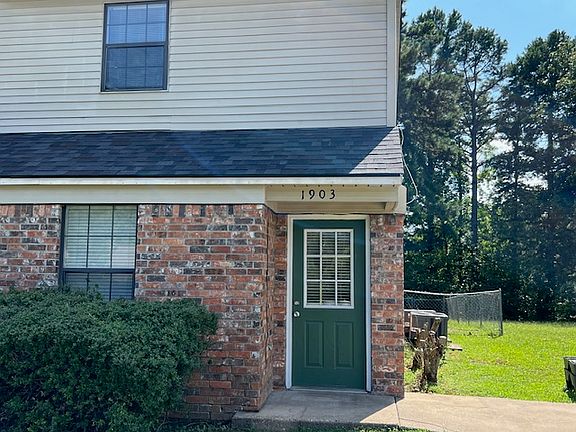 2nd image of 1903 Cordie Dr