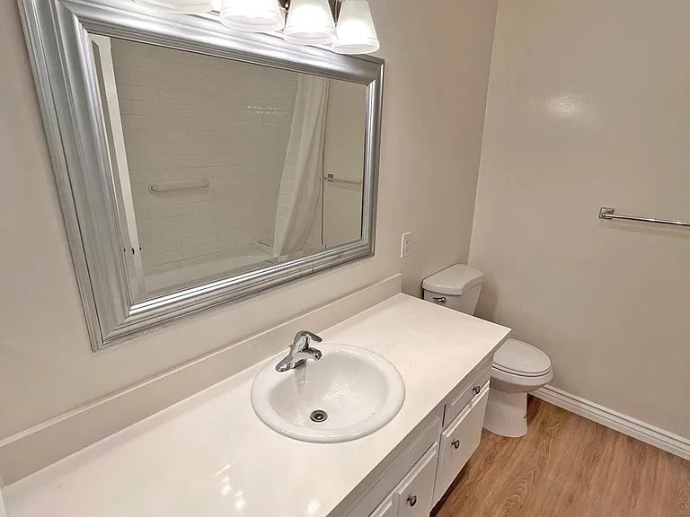 6100 Buckingham Pkwy #206 — Photo 15