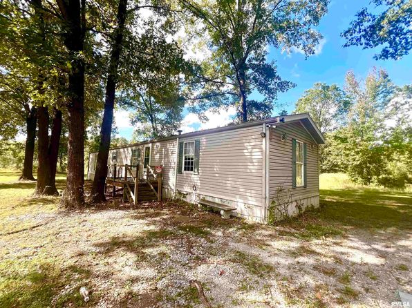 2076 Herrin Rd, Carterville, IL 62918