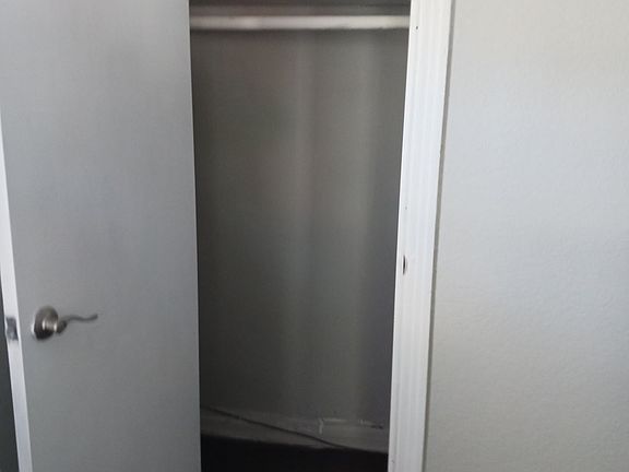 4th image of 1636 W 24th St