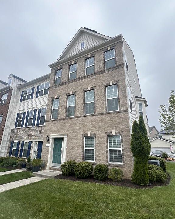1st image of 2101 Saint Josephs Dr