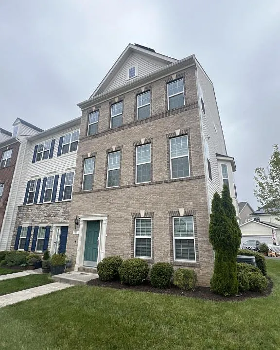2101 Saint Josephs Dr