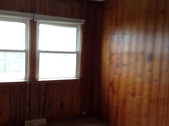 5th image of 6 Marian Dr