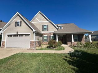 3416 Whispering Meadow Dr, Fayetteville, NC 28306