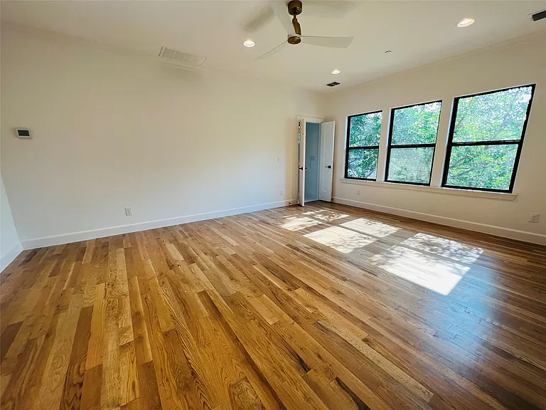 4325 Glenwick Ln — Photo 13