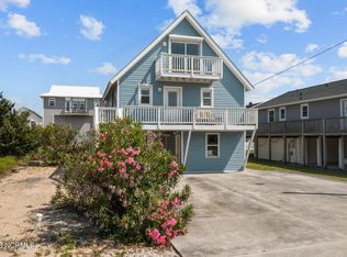 1218 N New River Dr, Surf City, NC 28445