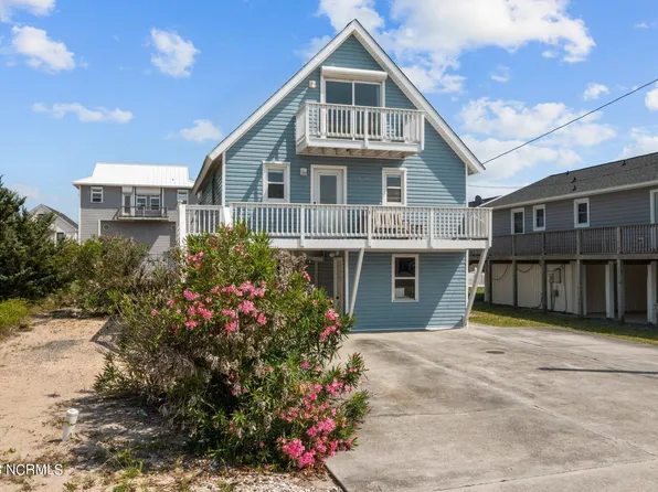 1218 N New River Drive, Surf City, NC 28445