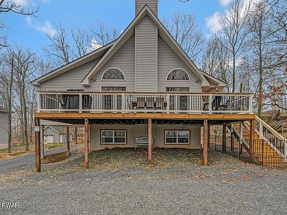 4th image of 220 Powderhorn Dr