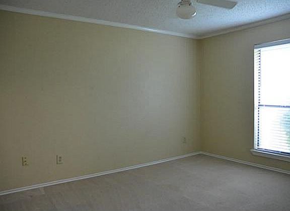 5th image of 17715 Medina Dr