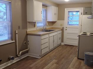 6901 Sennett St, Dayton, OH 45414