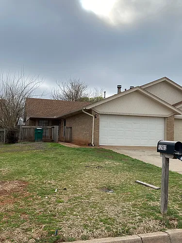 12602 Abbotts Way Photo 1
