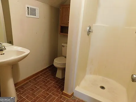146 Winding Way — Photo 10