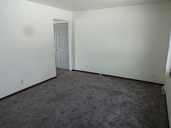 5th image of 8712 Indigo Ln