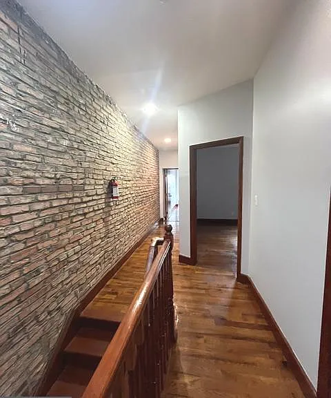 914 Whitelock St — Photo 11