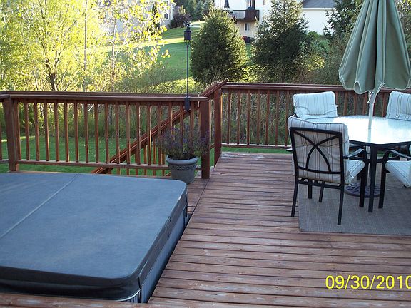 Deck with Built in Hot Tub!