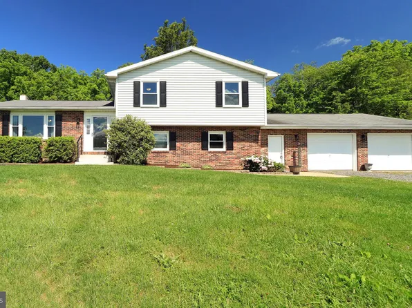 116 Fieldstone Ln, Port Matilda, PA 16870