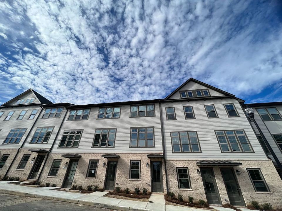 Front Elevation Note Sample product photo. Actual exterior and interior selections may vary by hom