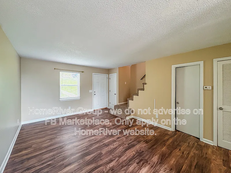 2 bed, 1.5 bath, 1500 sqft, $1,395 — Photo 3