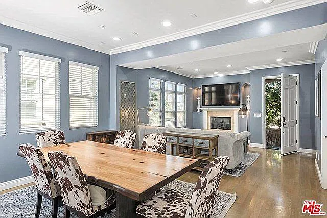 3976 Tilden Ave — Photo 6