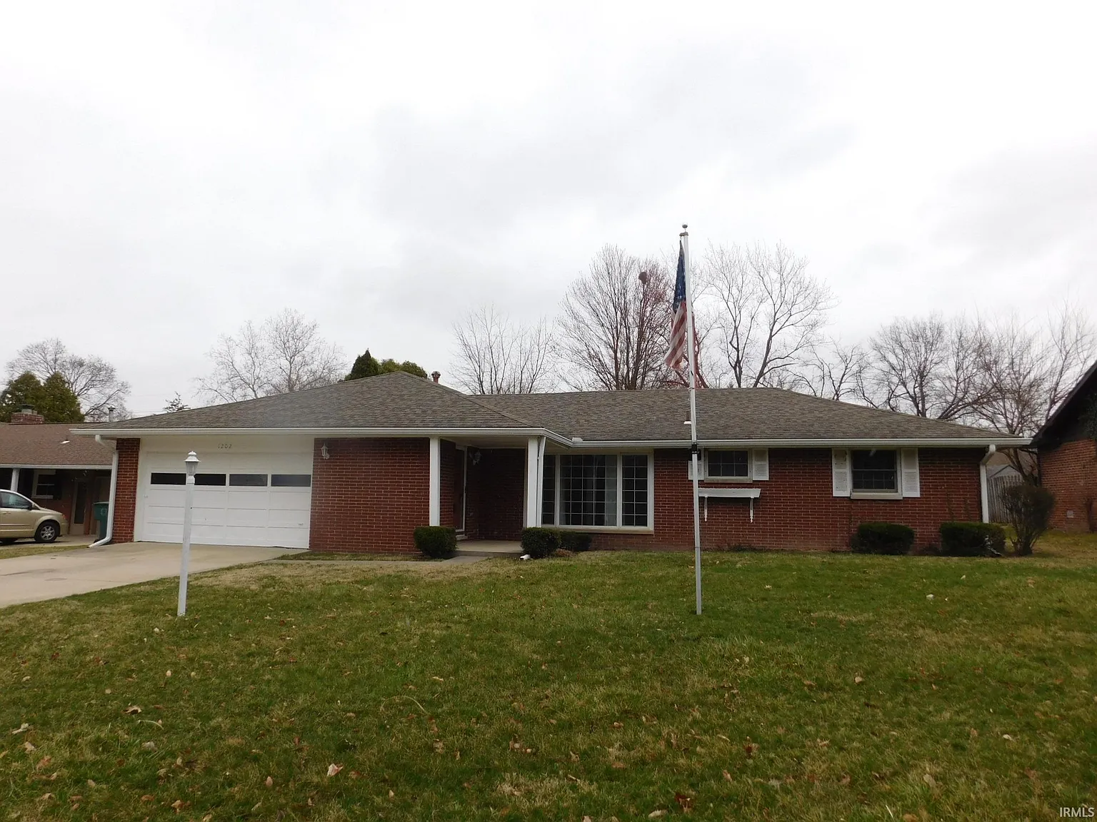 1202 N Petty Rd photo 1