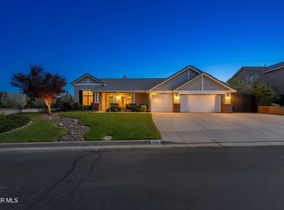 41006 Vista Rambia, Palmdale, CA 93551