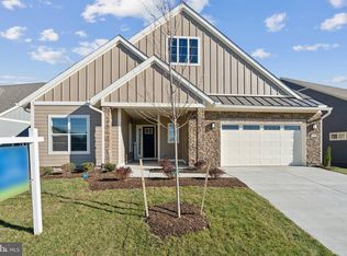 140 Foam Flower Dr, Lake Frederick, VA 22630