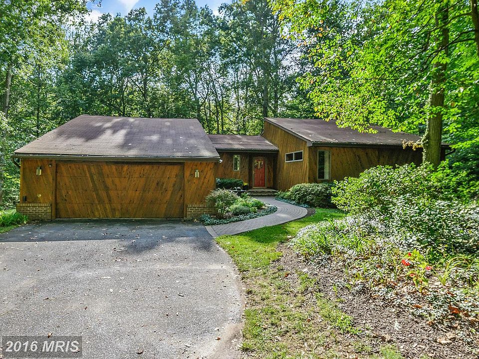 1st image of 506 Timber Woods Ct