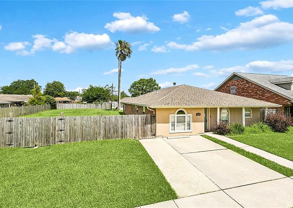 1st image of 3024 Corinne Dr