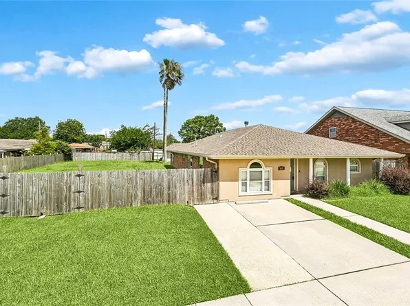 3024 Corinne Dr, Chalmette, LA 70043