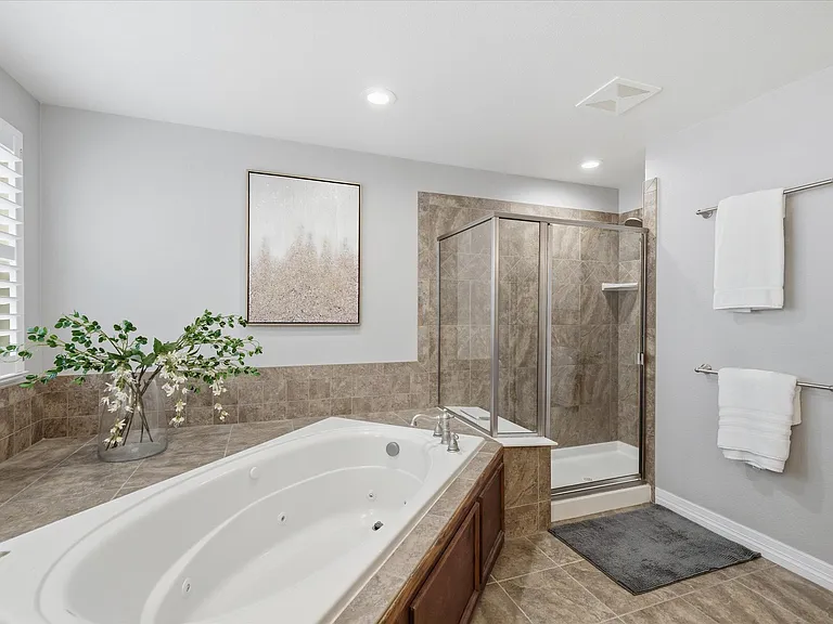 2212 Ridgetrail Dr — Photo 28