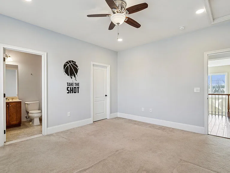 178 Pratt Ln — Photo 25