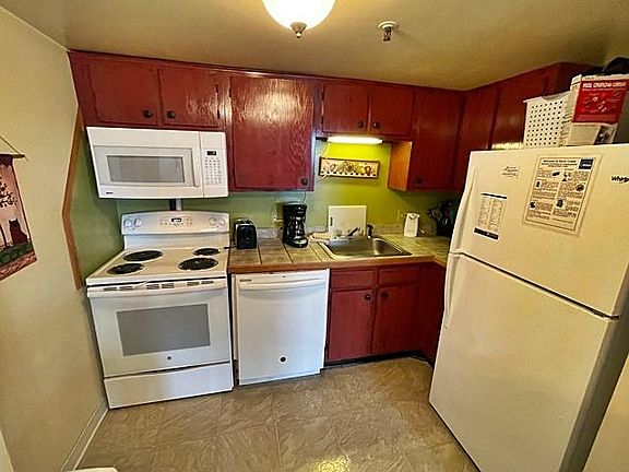 4th image of 862 Silver Creek Ln #5405-07