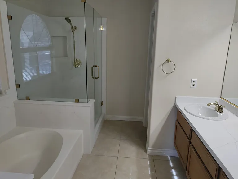 2614 Sycamore Ln — Photo 15