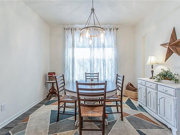 5th image of 21656 Pearl Crescent Ct