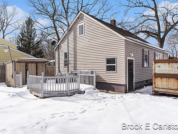 4th image of this home