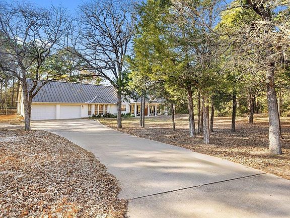 4th image of 126 Pine View Loop