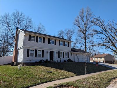 702 Muir View Dr, Ballwin, MO, 63011