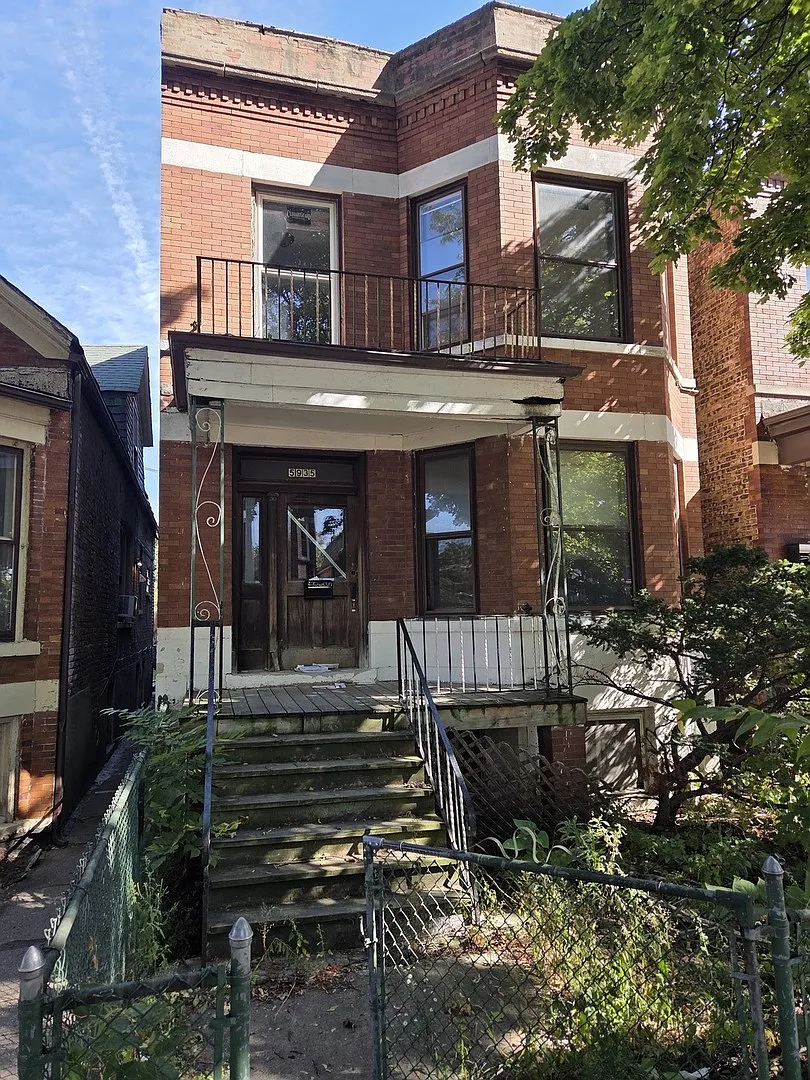 5935 S Elizabeth St, Chicago IL - Owner Finance Home