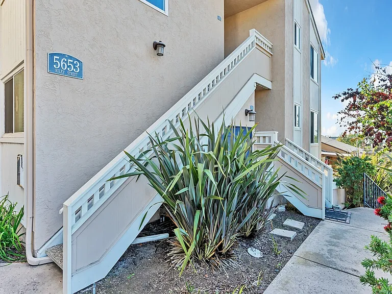 5653 Riley St #102 — Photo 25