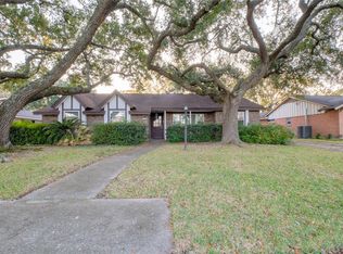 18314 Point Lookout Dr, Houston, TX 77058