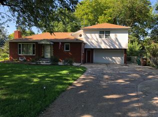 3205 Woodland Ave, West Des Moines, IA 50266