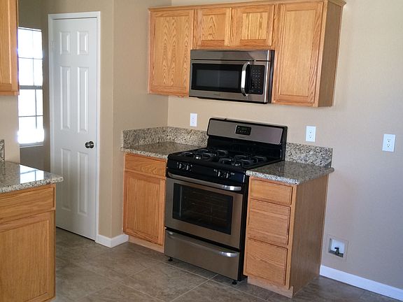 4th image of 7876 Cienega Dr