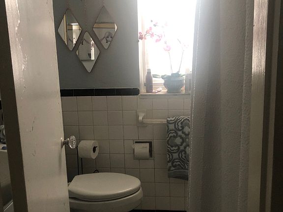 4th image of 601 Cleveland St APT 8D